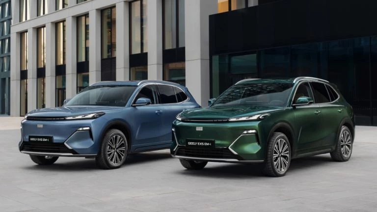 гибридные кроссоверы geely ex5 em-i спереди сбоку