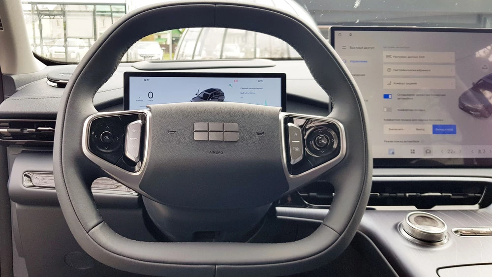 Geely EX5 белорусской сборки в беларуси салон интерьер руль