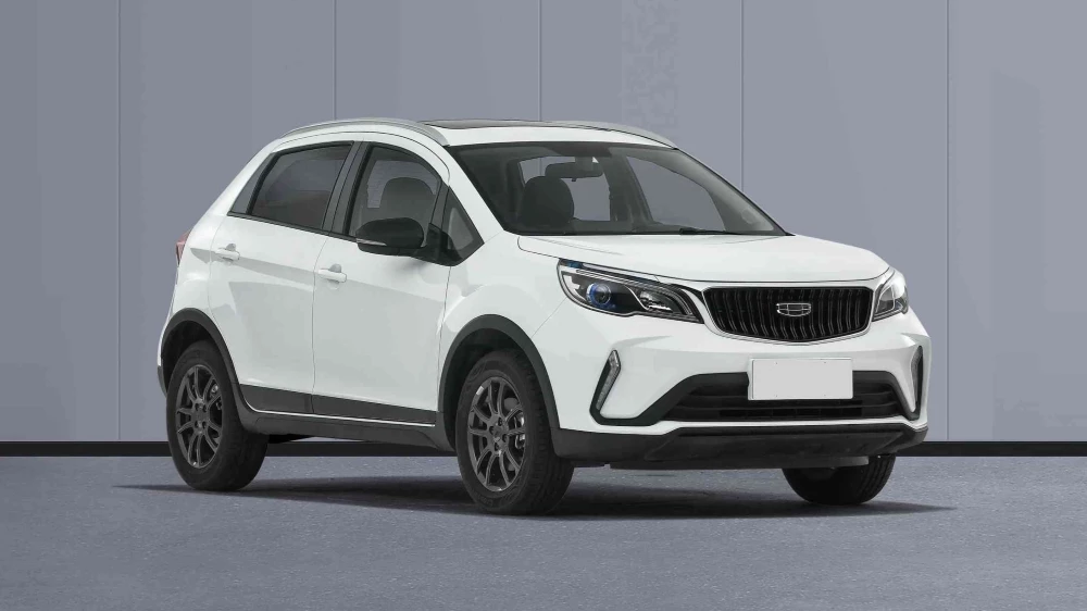 Geely Haoyue X3 Okavango X3 сбоку спереди