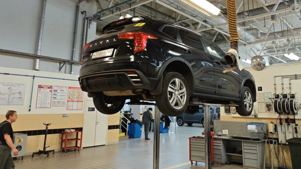 Haval Jolion личный опыт трубин сбоку спереди на подъемнике сервис