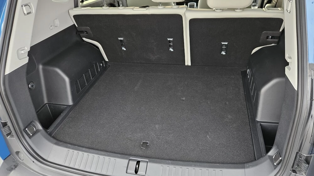 Jetour T1 салон интерьер багажник