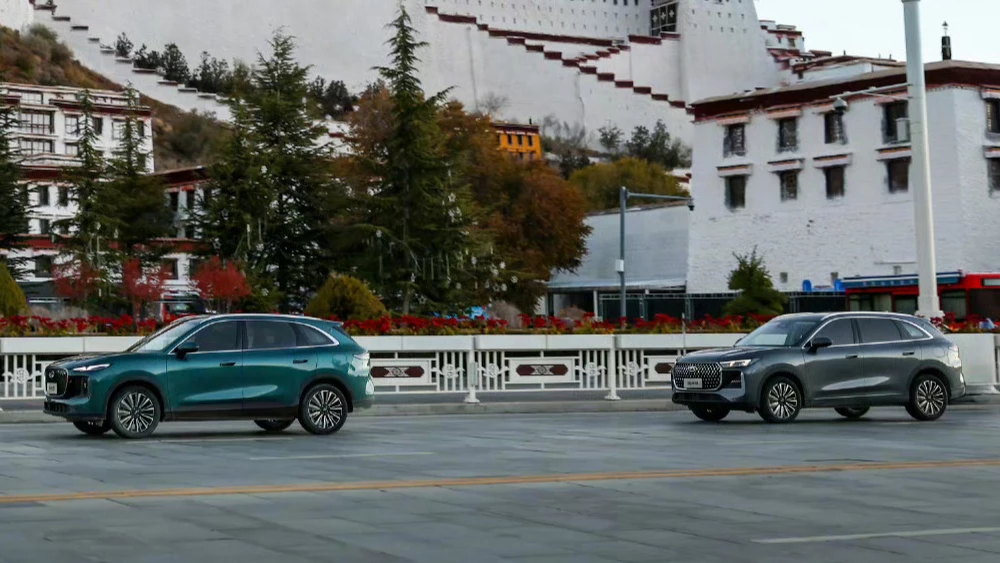 Новый кроссовер Chery Tiggo 8 представили в Китае в двух вариантах экстерьера leopard edition tiger edition