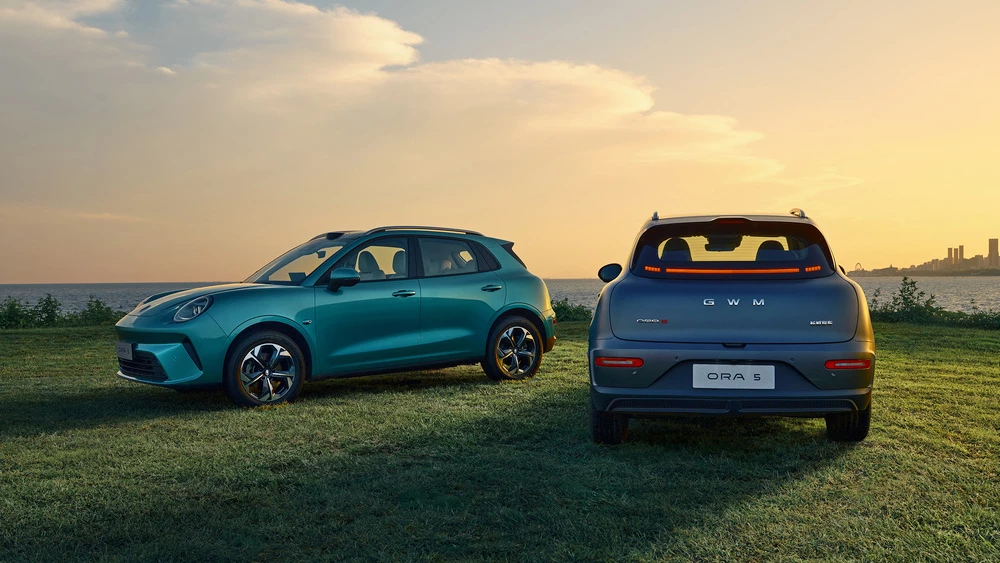 Электрические кроссоверы Ora 5 сбоку сзади