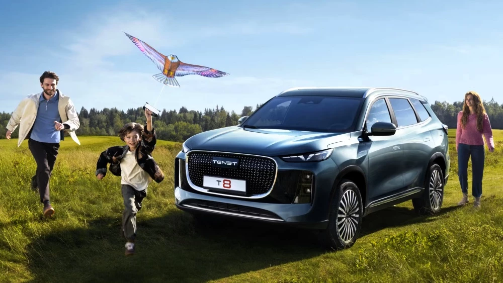 кроссовер tenet t8 сбоку спереди