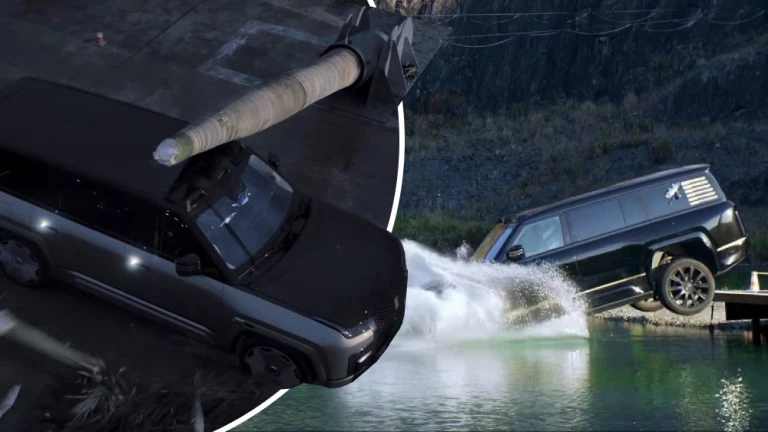 Внедорожник за 14 млн рублей ударили деревом и скинули в воду в Китае