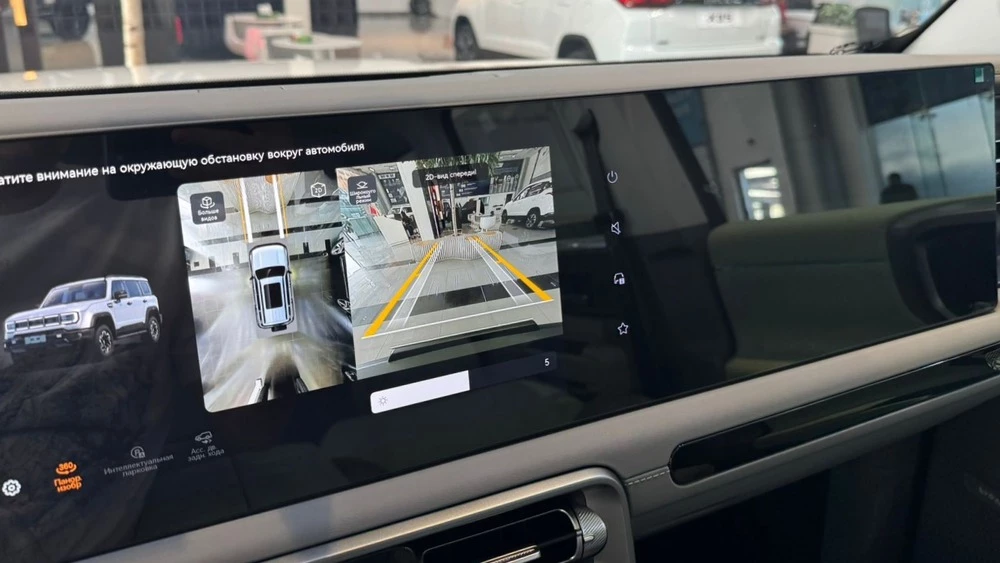 Внедорожник BAIC BJ41 BJ40 Pro салон интерьер приборная панель мультимедиа медиасистема камера заднего вида