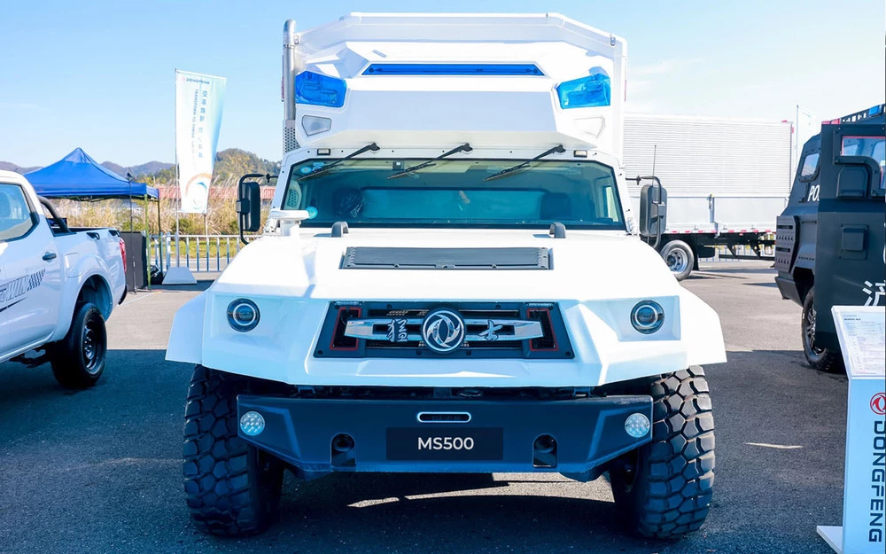 Dongfeng Off-Road Vehicle Company MS500 спереди