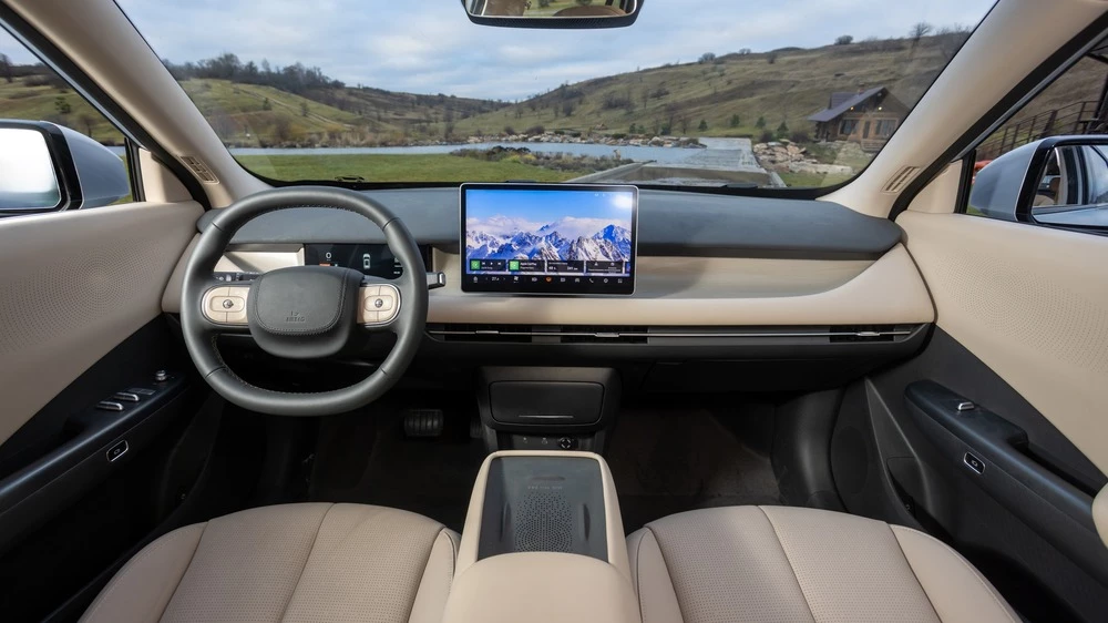 evolute i-joy новый салон интерьер