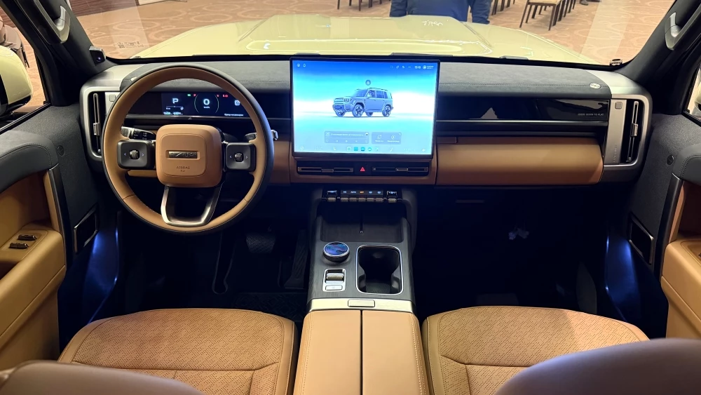 icaur v27 презентация в россии салон интерьер