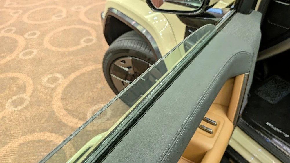 icaur v27 презентация в россии салон интерьер двойные акустические стекла