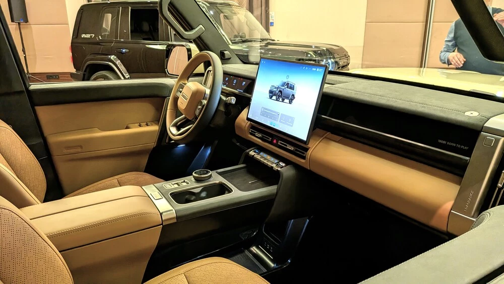 icaur v27 презентация в россии салон интерьер