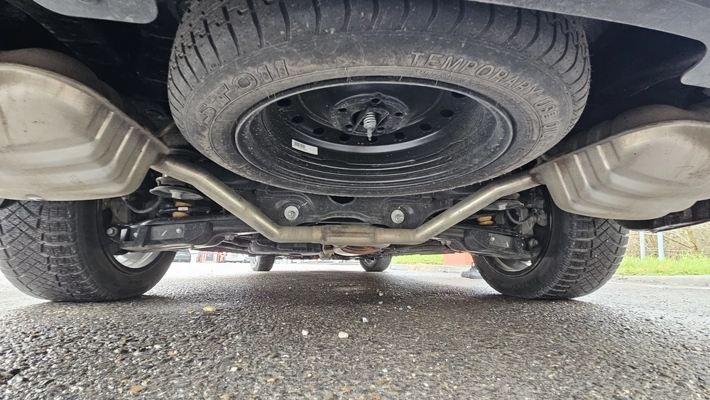 минивэн JAC RF8 тест днище подвеска запасное колесо