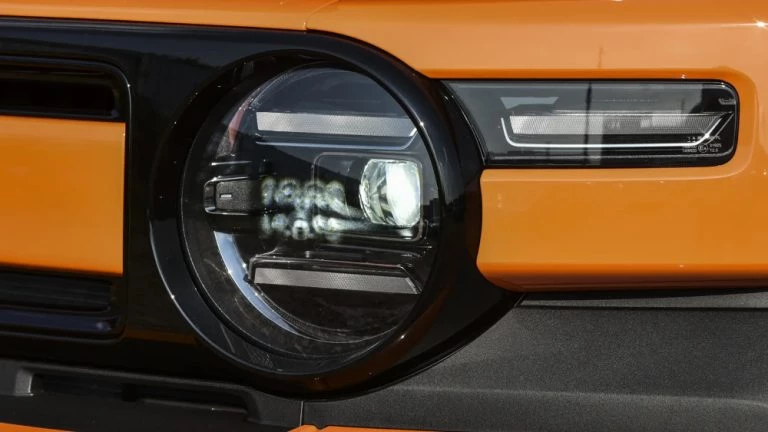 icar v23 спереди оранжевый фара В Китае назвали лучшие автомобили и бренды по итогам 2025 года лояльность качество