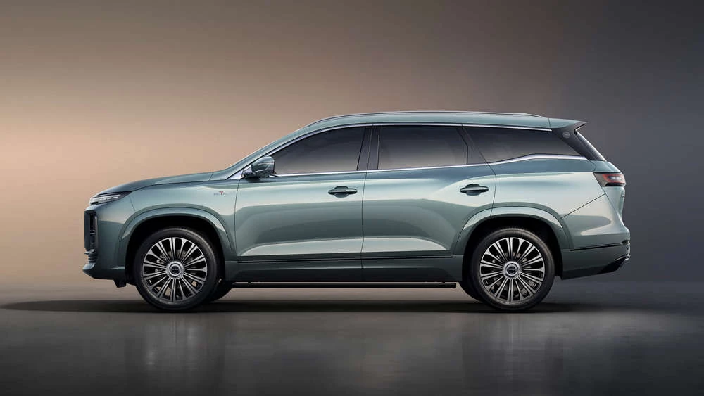 Обновленный кроссовер Jetour X90 Pro сбоку