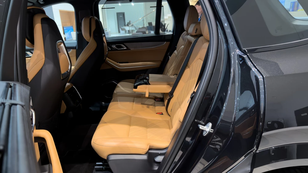 Nordcross 001 салон интерьер сиденья второй ряд