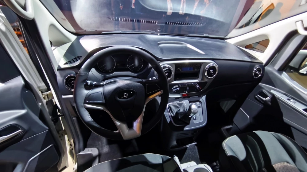 минивэн Sollers Sf1 презентация салон интерьер