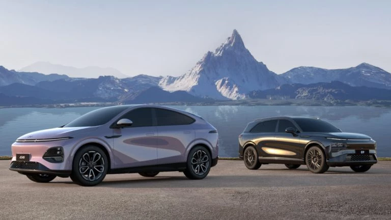 «Яндекс» выведет на рынок стран ЕАЭС два новых автомобиля xpeng g6 g9 электромобили сбоку спереди