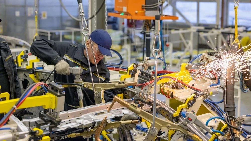 Завод Моторинвест Evolute цех сварки