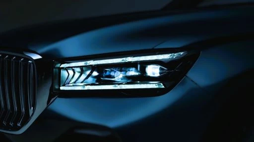 geely monjaro кроссовер фара