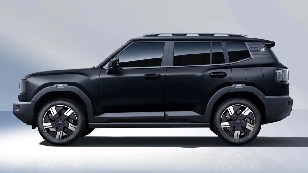 jetour t1 black edition сбоку