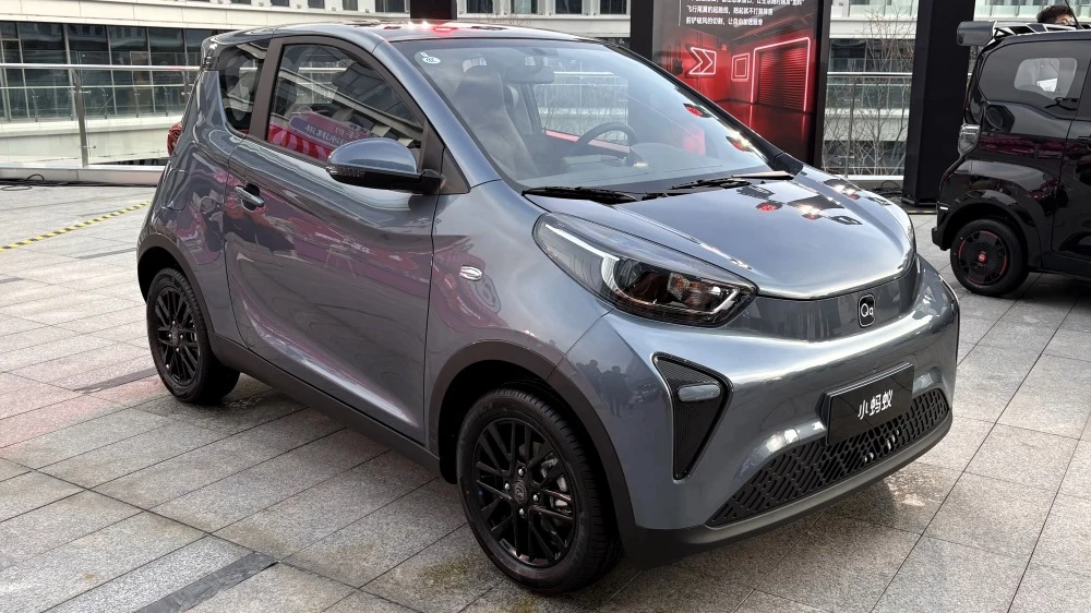 chery little ant 2026 в Китае сбоку спереди