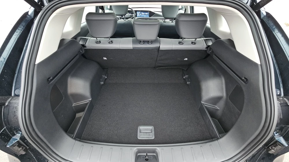 Dongfeng Huge тест салон интерьер багажник сложенный второй ряд