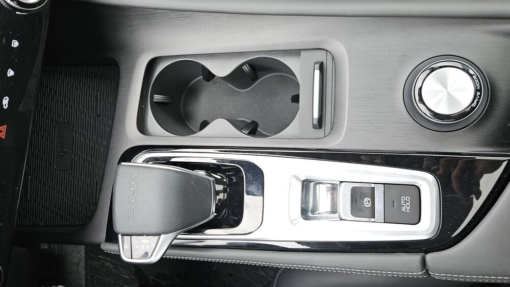 Dongfeng Huge тест салон интерьер тоннель селектор