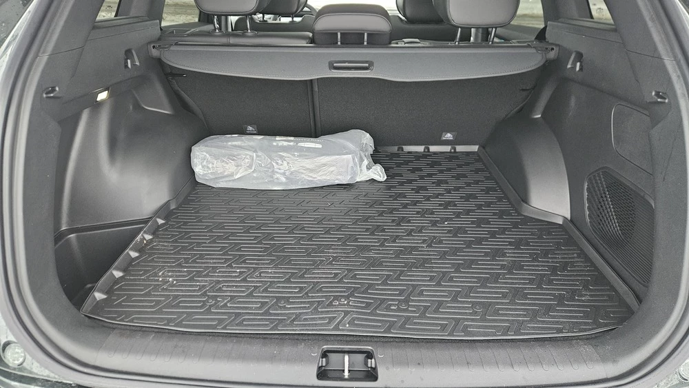 Geely Monjaro Flagship SE тест обзор салон интерьер багажник