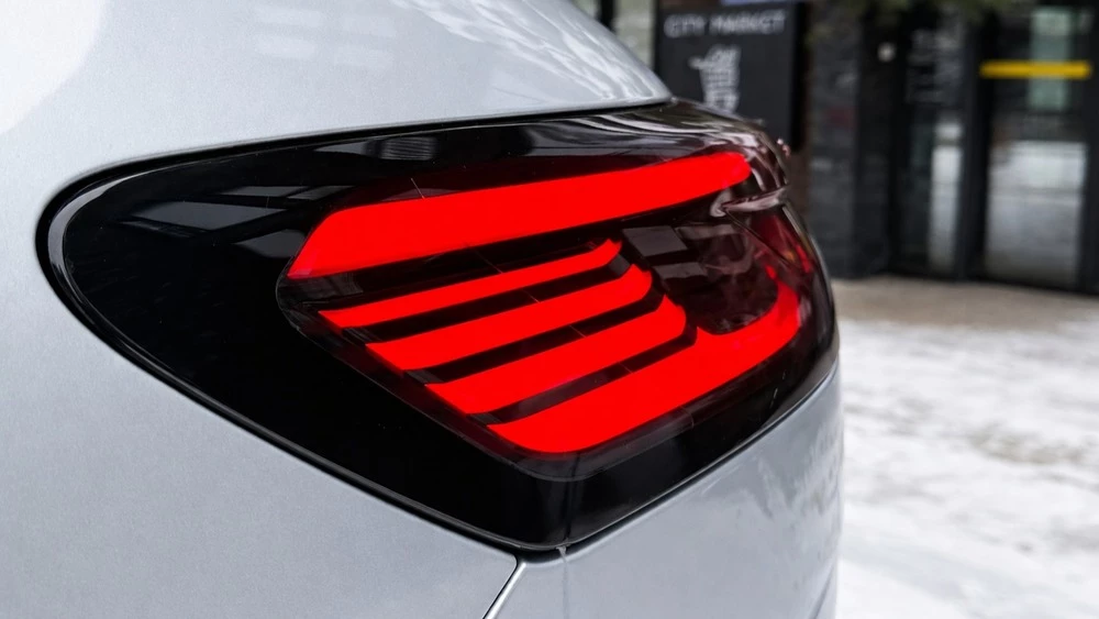 Geely Galaxy EX5 EM-i в Казахстане тест обзор фонари