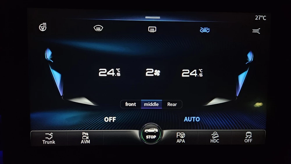 Hongqi E-HS9 тест салон интерьер мультимедиа медиасистема климат-контроль