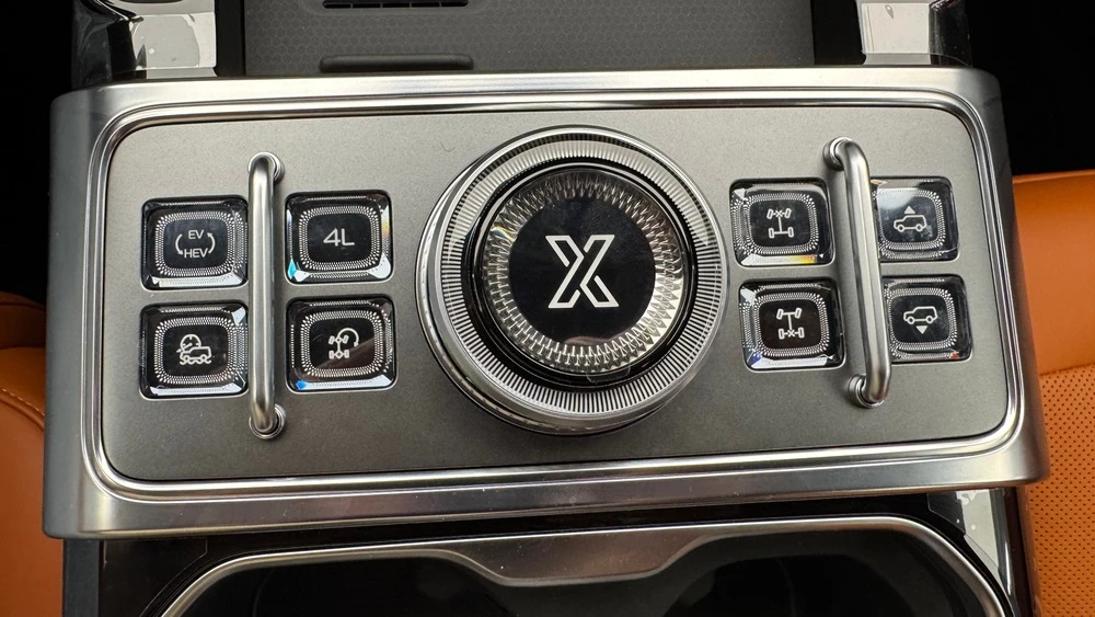 Jetour G700 салон интерьер центральный тоннель шайба выбора режимов