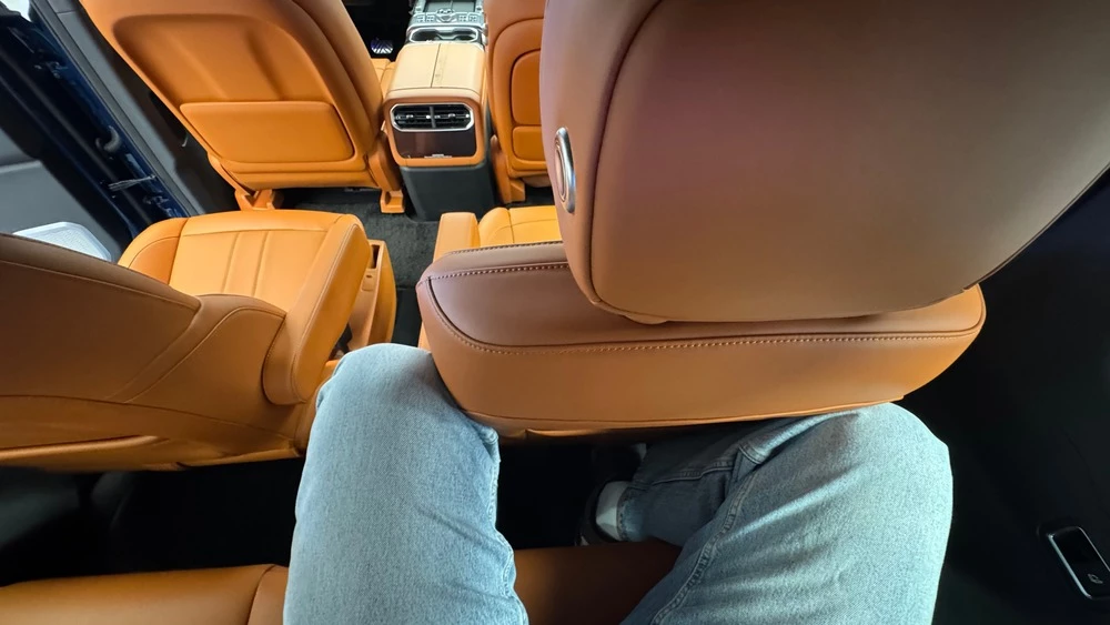 Jetour G700 салон интерьер третий ряд расстояние пространство