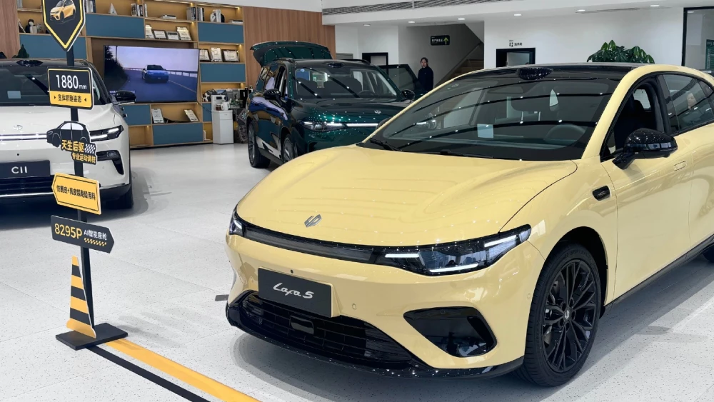 На каких автомобилях ездили в Китае в 2025 году дилерский центр leapmotor в китае