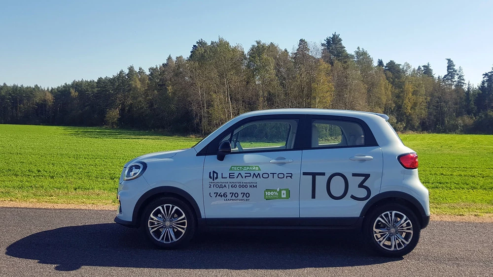 Leapmotor T3 в Беларуси сбоку обзор тест