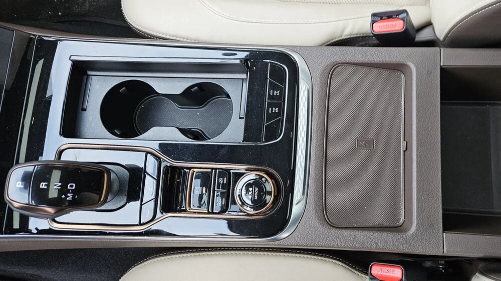 Oting Paladin салон интерьер тоннель селектор подстаканники