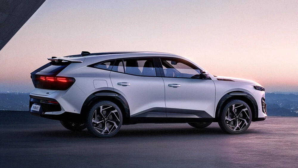 Кроссовер Renault Filante сбоку