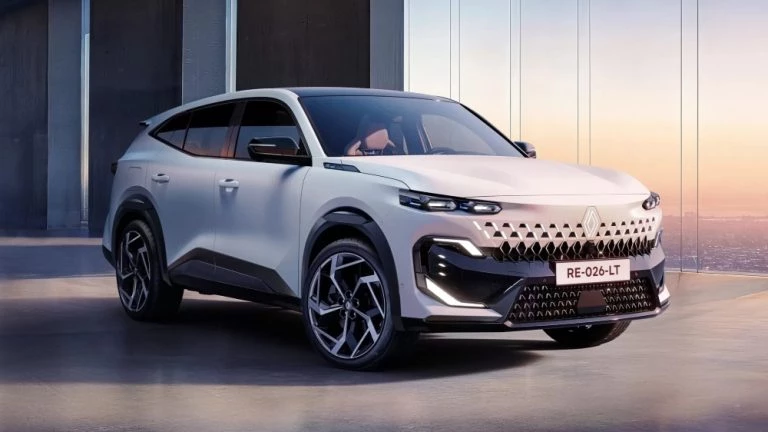 Кроссовер Renault Filante сбоку спереди