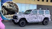 Компания GWM тестирует удлиненный рамный внедорожник Tank 300 в Китае