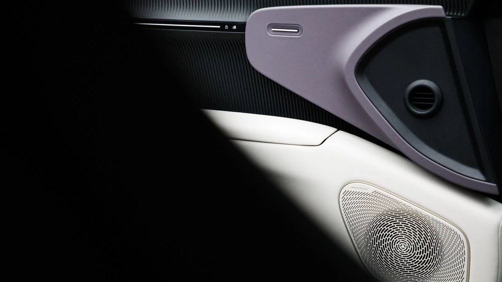 Avatr 12 тест салон интерьер дверные карты динамики