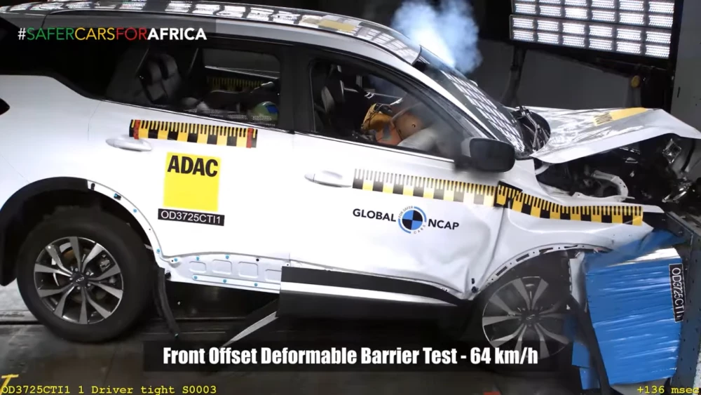 Chery Tiggo 7 Pro провалил краш-тест кроссовер сбоку белый global ncap две звезды