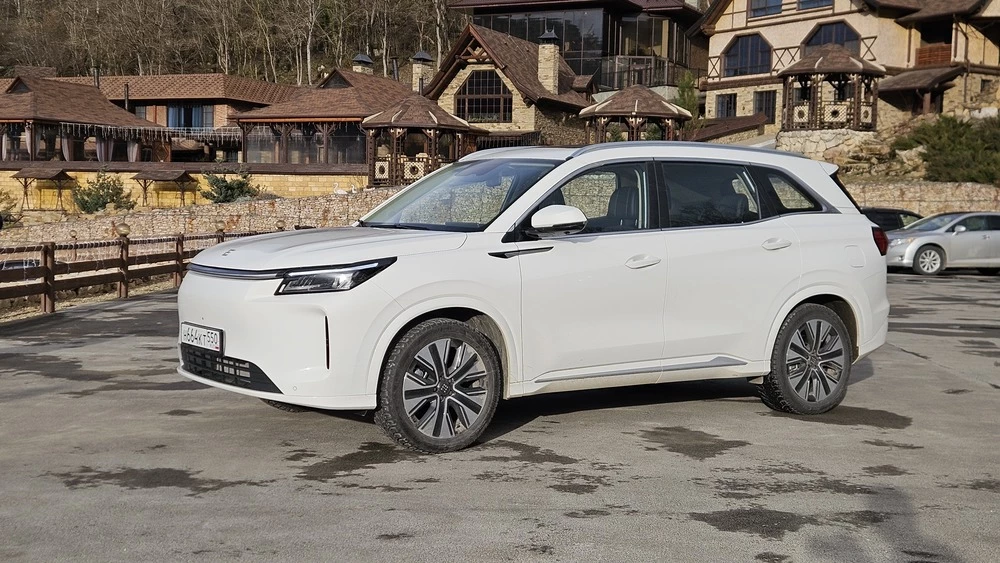 evolute i-space тест сбоку спереди