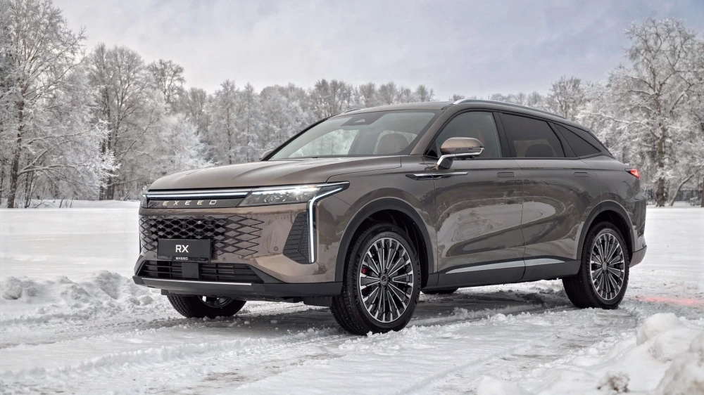 exeed rx сбоку спереди зимой