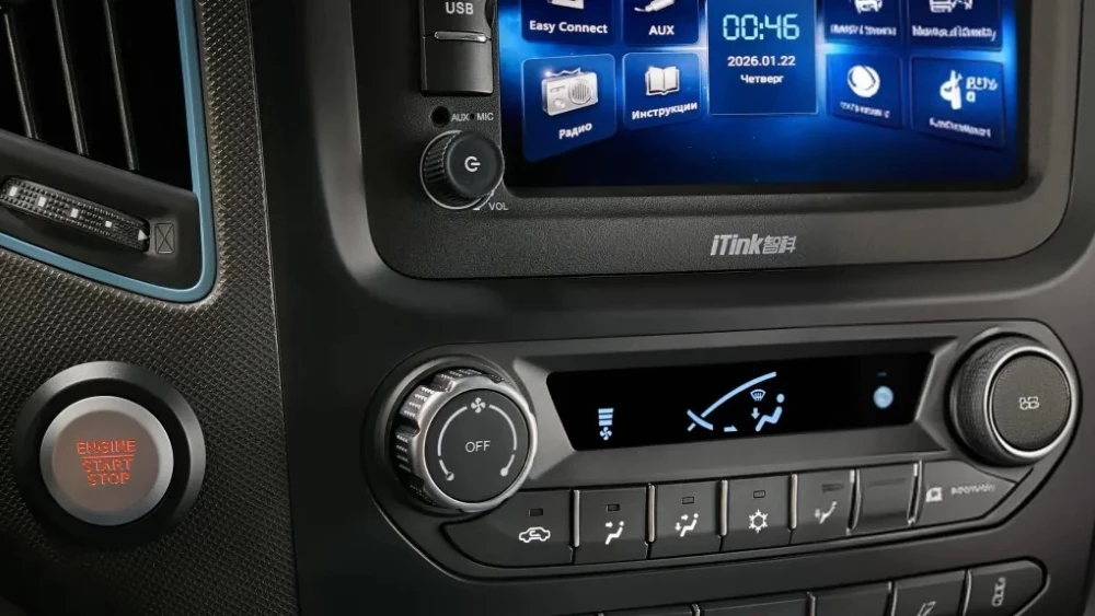 Фургон Foton Toano Pro салон интерьер мультимедиасистема