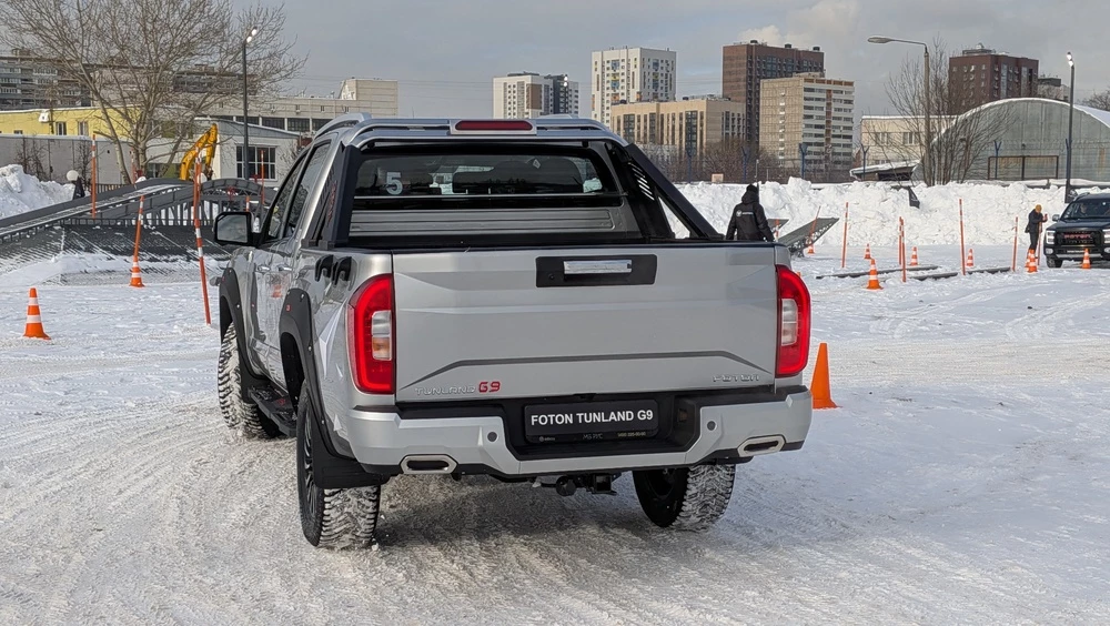 Foton G9 пикап в России презентация сзади тест зимой на снегу