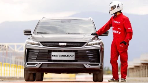 новый Кроссовер Geely Coolray вернется в Россию спереди coolray l battle edition