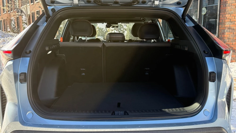 Geely Galaxy CITYRAY в казахстане тест салон интерьер багажник