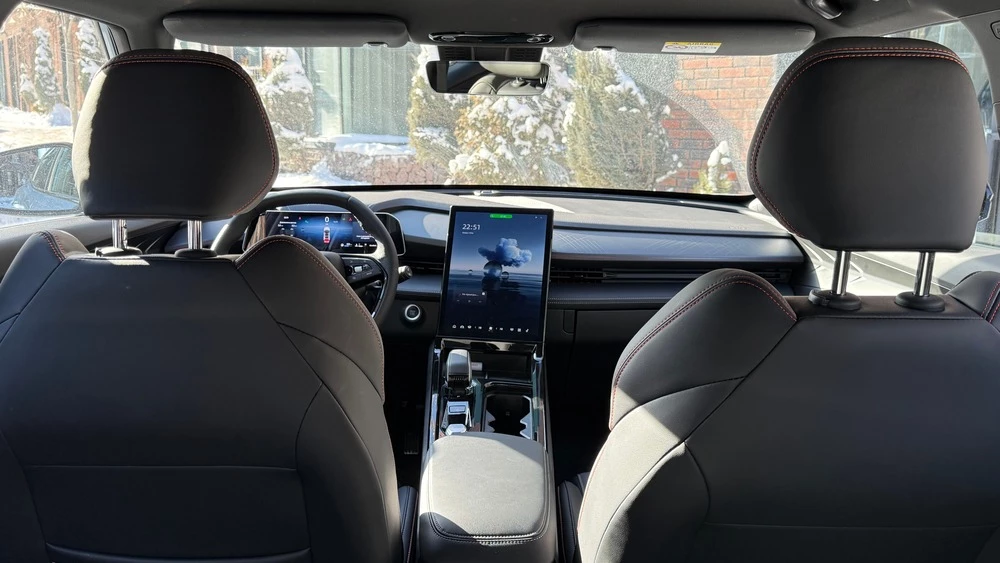 Geely Galaxy CITYRAY в казахстане тест салон интерьер