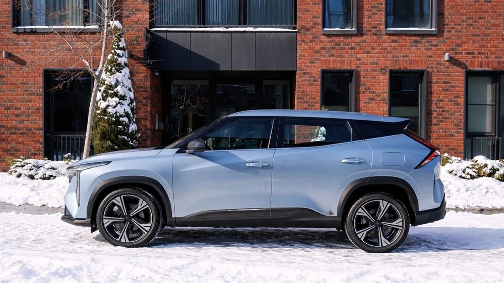 Geely Galaxy CITYRAY в казахстане сбоку