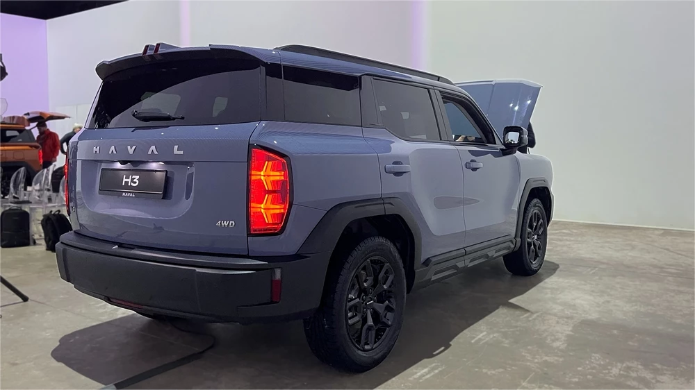 Haval H3 обновленный 2026 года презентация в России сзади сбоку