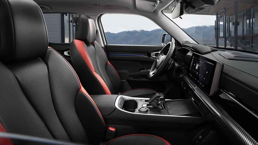 Кроссовер Haval H3 обновился и получил новый мотор в России салон черный